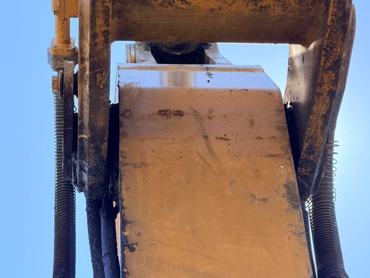 2010-caterpillar-328d-image-120