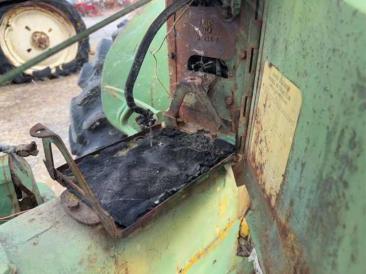 john-deere-m-image-16