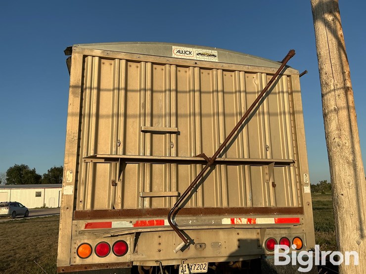 1981-wilson-grain-trailer-image-10
