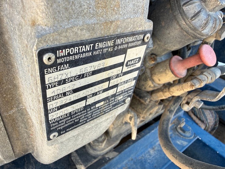 caterpillar-550-image-9