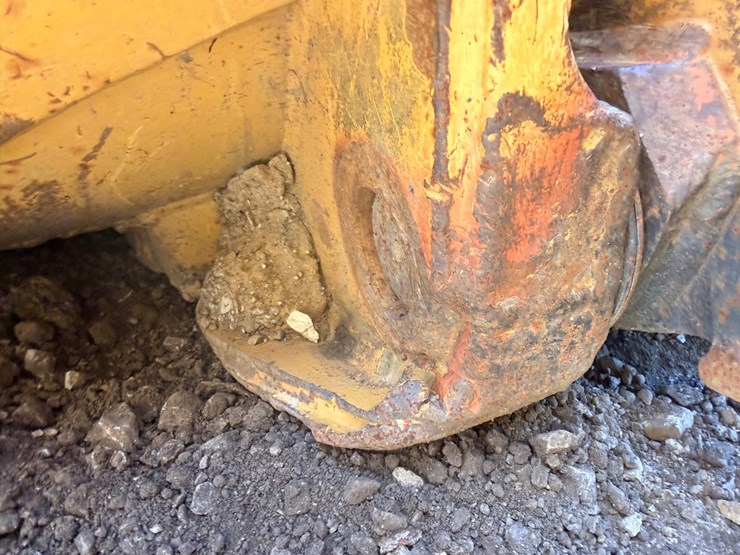 1994-caterpillar-953b-image-105