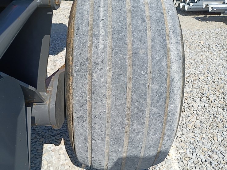 massey-ferguson-1745-image-49