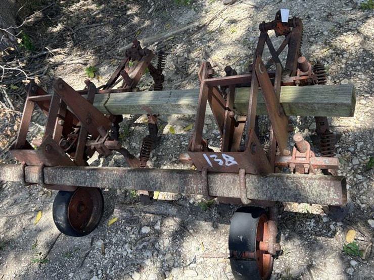 #182-•-chisel-plow-image-2