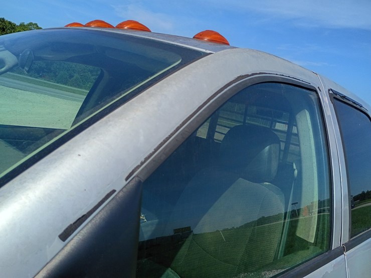 2003-dodge-ram-3500-image-100