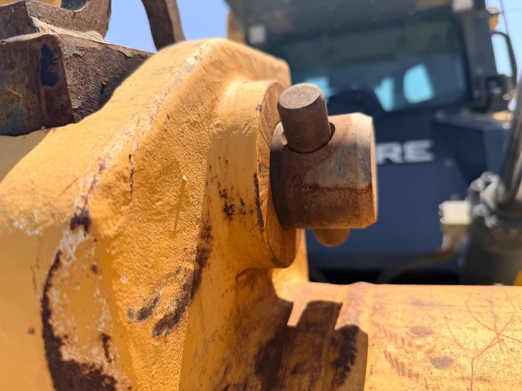 2017-deere-950k-image-143