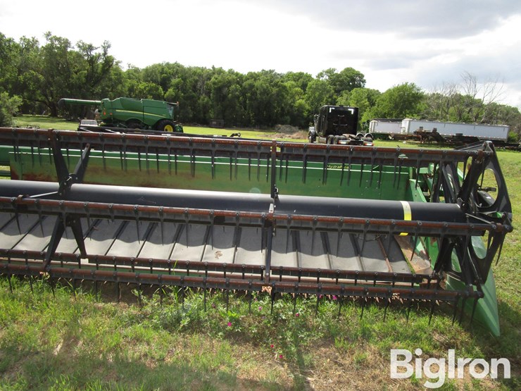 2009-john-deere-635d-image-2