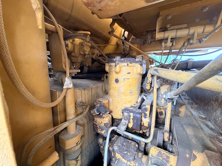 1985-caterpillar-963-image-26