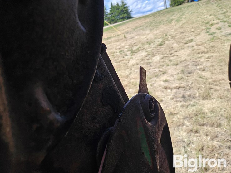 john-deere-260-image-19