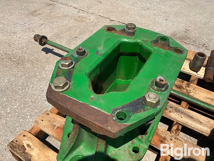 john-deere-12-image-12