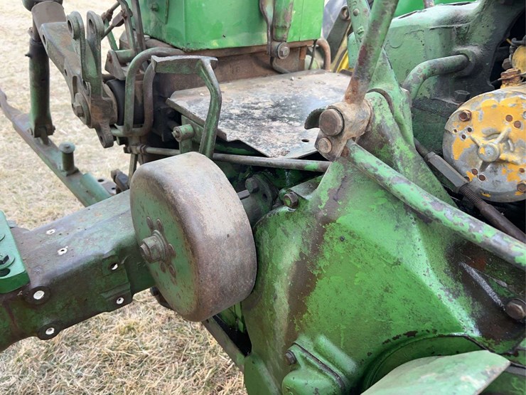 john-deere-720-image-32