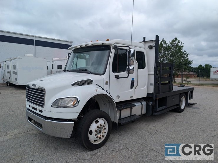 2012-freightliner-m2-stakebed-truck-image-1