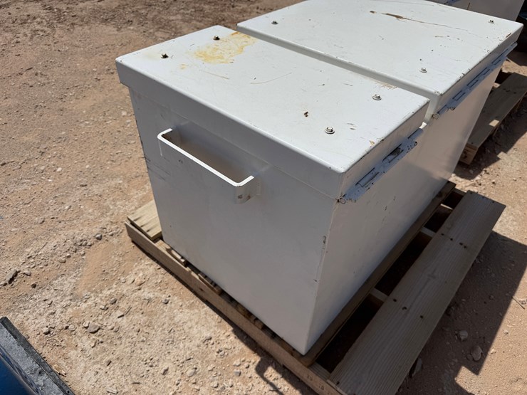 armag-corp-pre-engineered-42”x24”x24”-explosive-storge-box-image-5