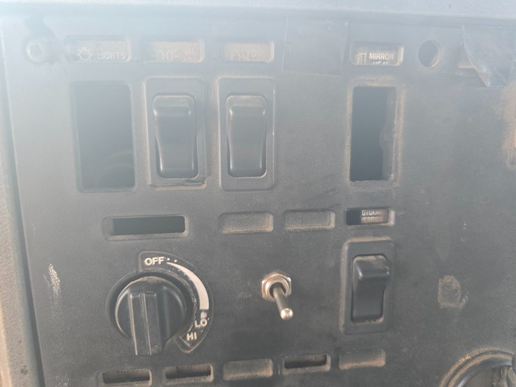 1994-mack-ch613-image-87