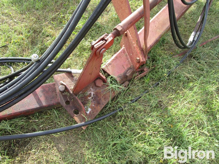 international-800-image-12