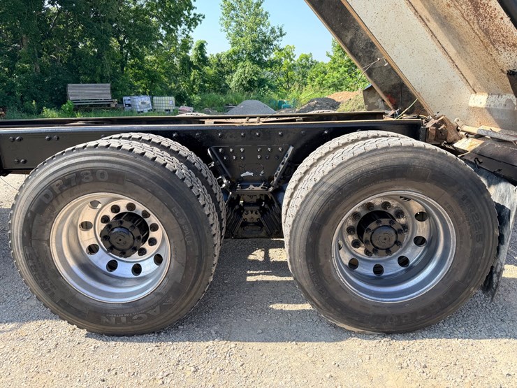 2016-western-star-4700-image-79