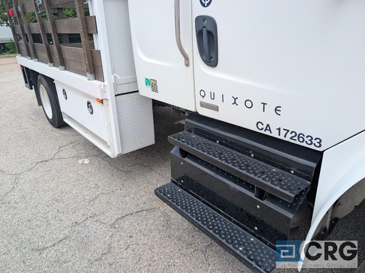2012-freightliner-m2-stakebed-truck-image-22