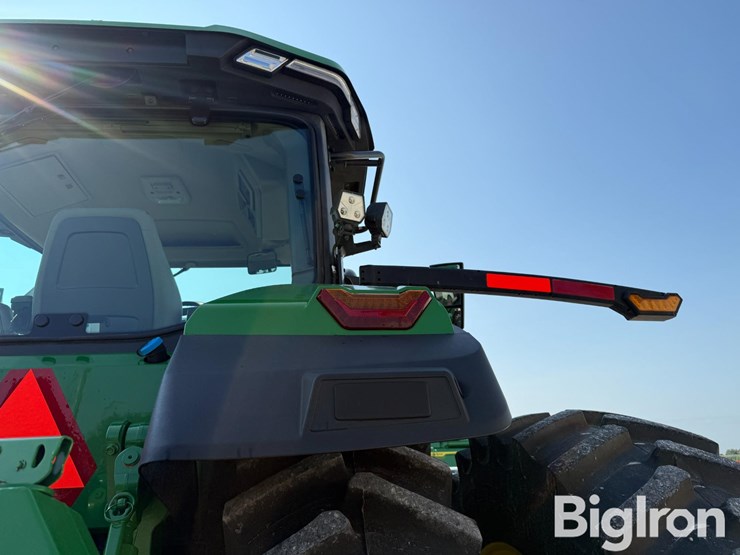 2025-john-deere-8r-340-image-17