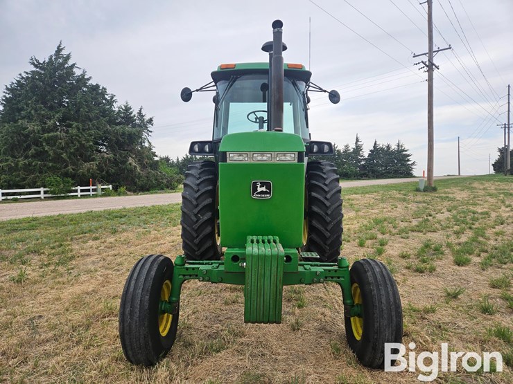 1992-john-deere-4055-image-2