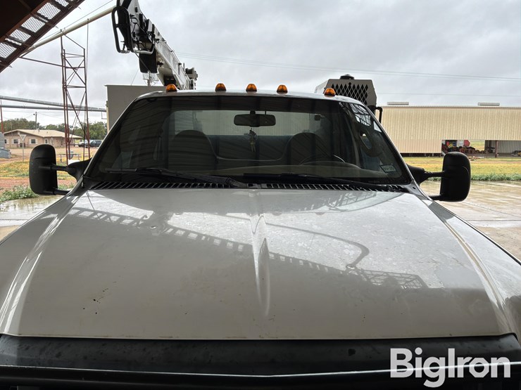 2006-ford-f550-image-10