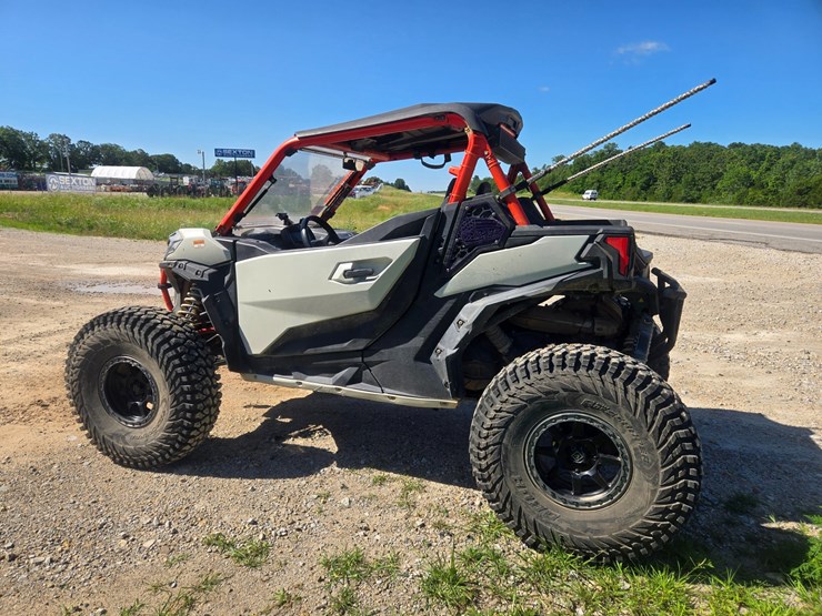 #24985-•-2021-can-am-1000-side-by-side-image-5
