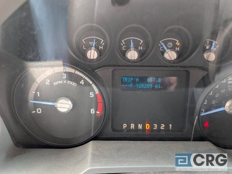 2012-ford-f550-image-11