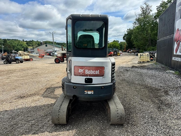 2013-bobcat-e26-image-5