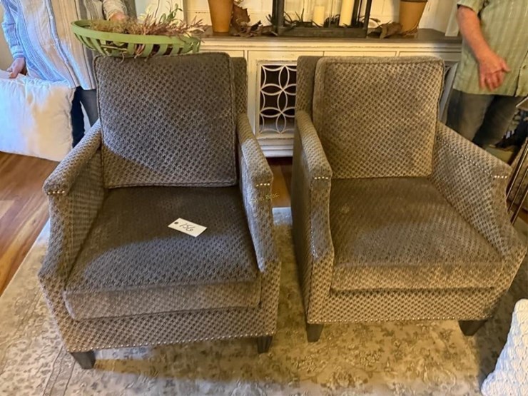 (2)-chairs-image-2