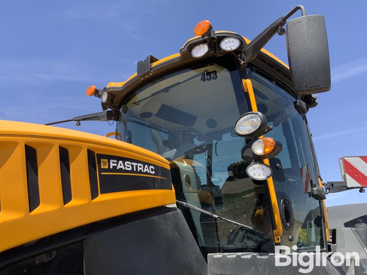 2023-jcb-fastrac-8330t4fcc-4wd-tractor-image-13