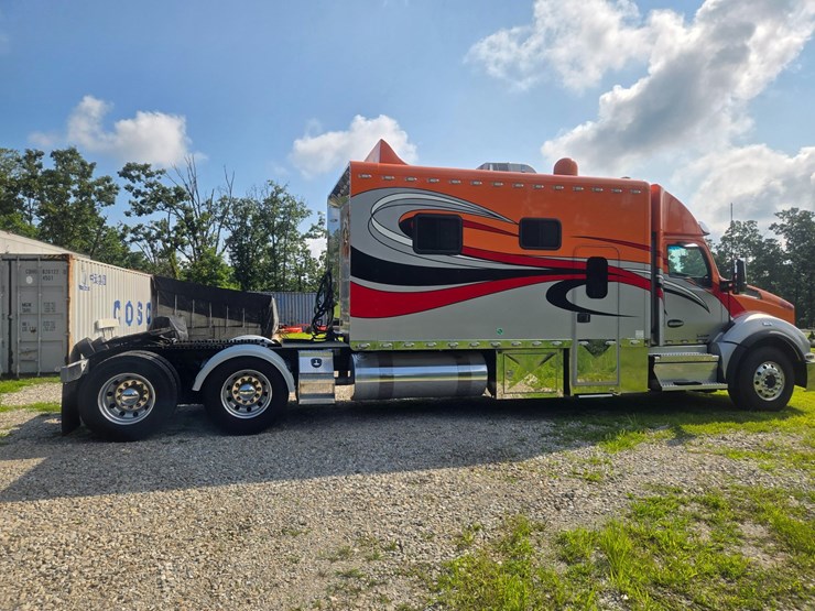 2019-kenworth-t880-image-17