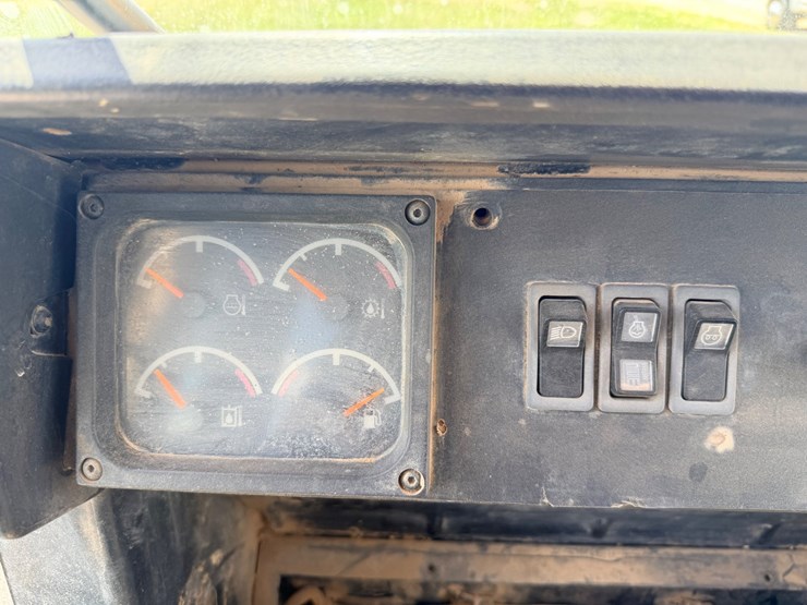 1997-caterpillar-953c-image-41