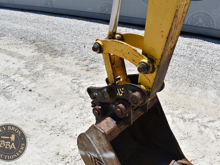 2016-komatsu-pc55mr-5-image-23