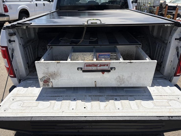 2018-ford-f150-image-10