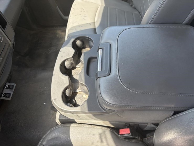 2014-dodge-ram-1500-image-18