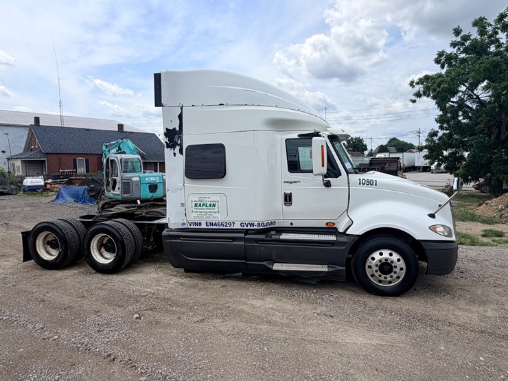2014-international-prostar-image-18