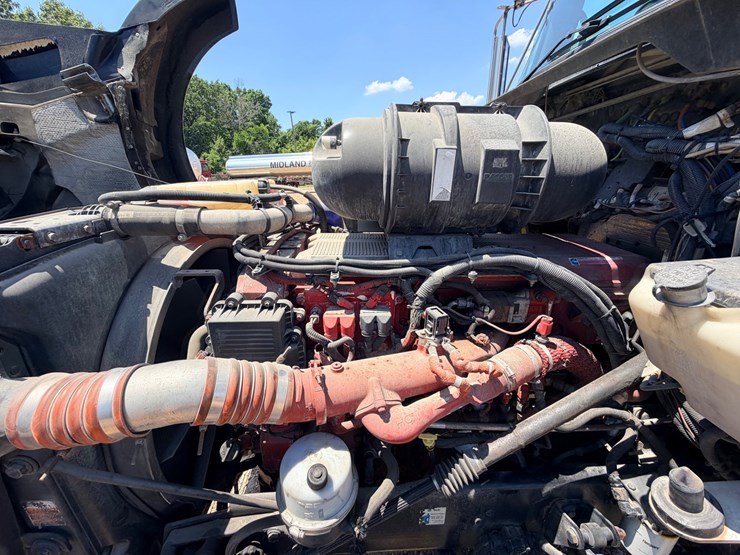 2010-kenworth-t800-image-38