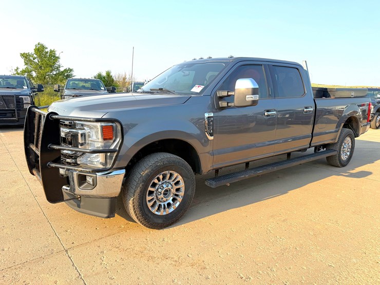 2022-ford-f250-sd-image-2