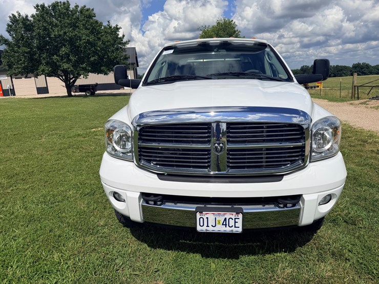 2007-dodge-ram-3500-image-26