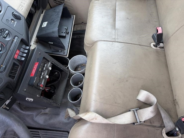 2010-ford-f450-image-21