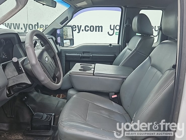 2011-ford-f250sd-image-23