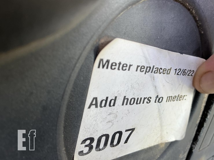 2016-caterpillar-tl642d-image-12
