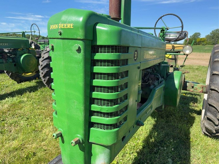 john-deere-model-b-image-18