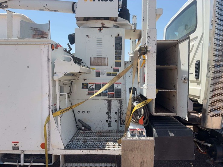 2008-international-workstar-7400-image-38