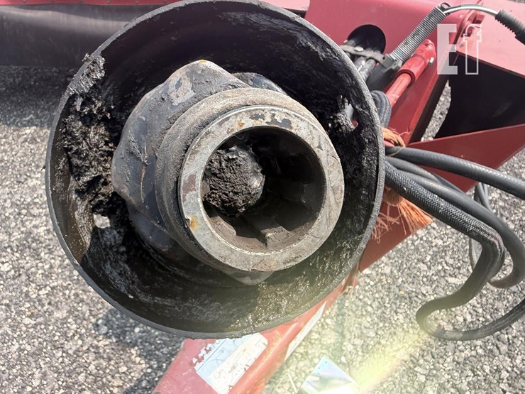 2016-new-holland-h7230-image-10