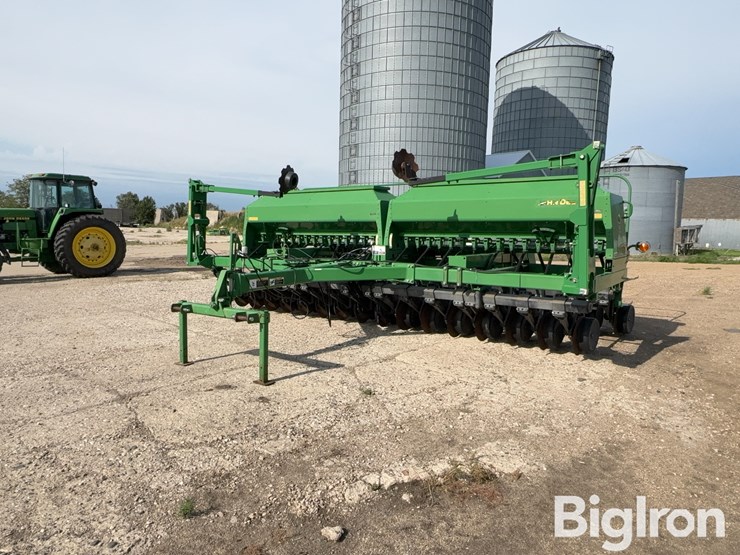 john-deere-1590-image-1