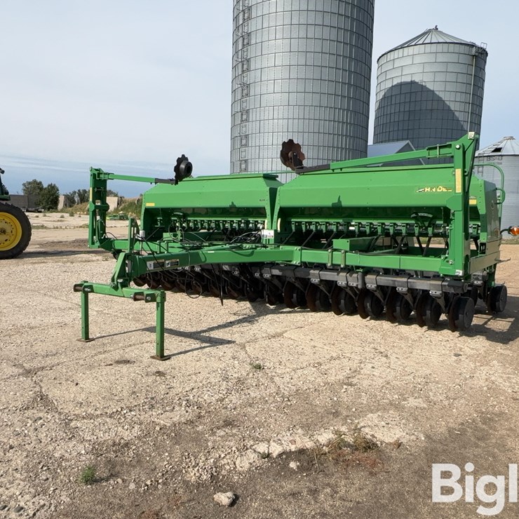 JOHN DEERE 1590