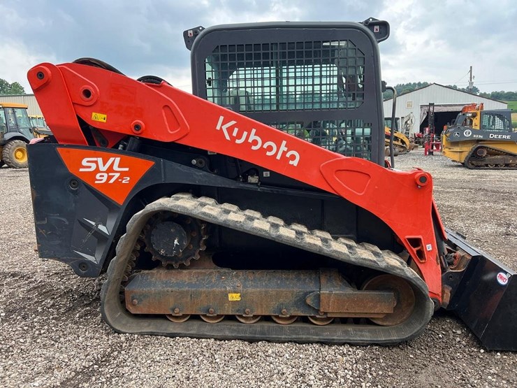 2023-kubota-svl97-2-image-7