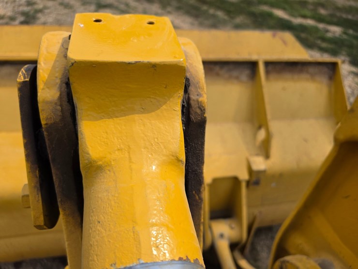 1983-caterpillar-973-image-142
