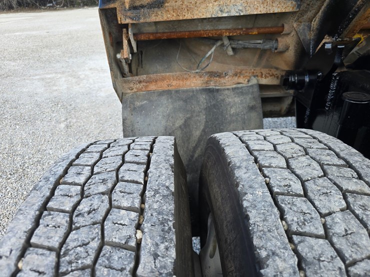 2015-kenworth-t800-image-120