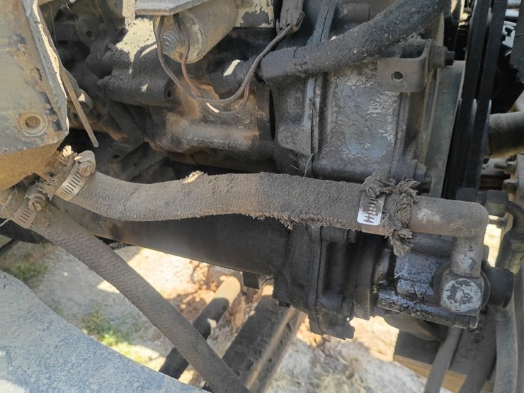 1997-mack-rd688s-image-23
