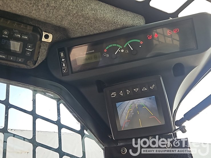 2021-deere-331g-image-29